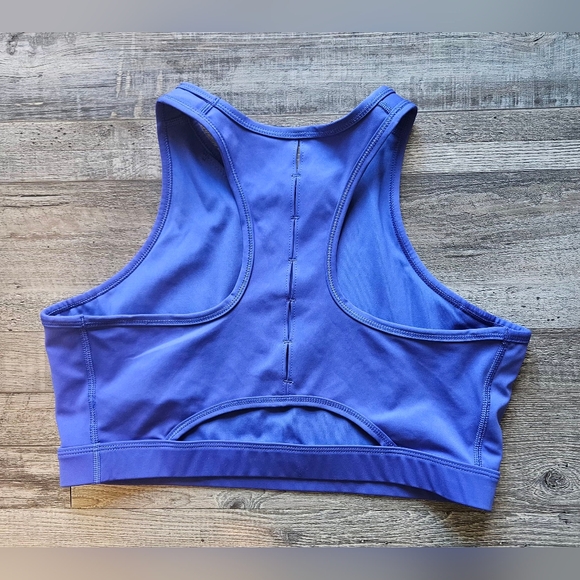 💙🩷Nike Racerback Sports Bra Royal Blue Size L🩵🩷The Nike Racerback Sports Bra - Picture 5 of 6
